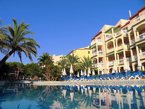 Hotel mit Pool Foto 